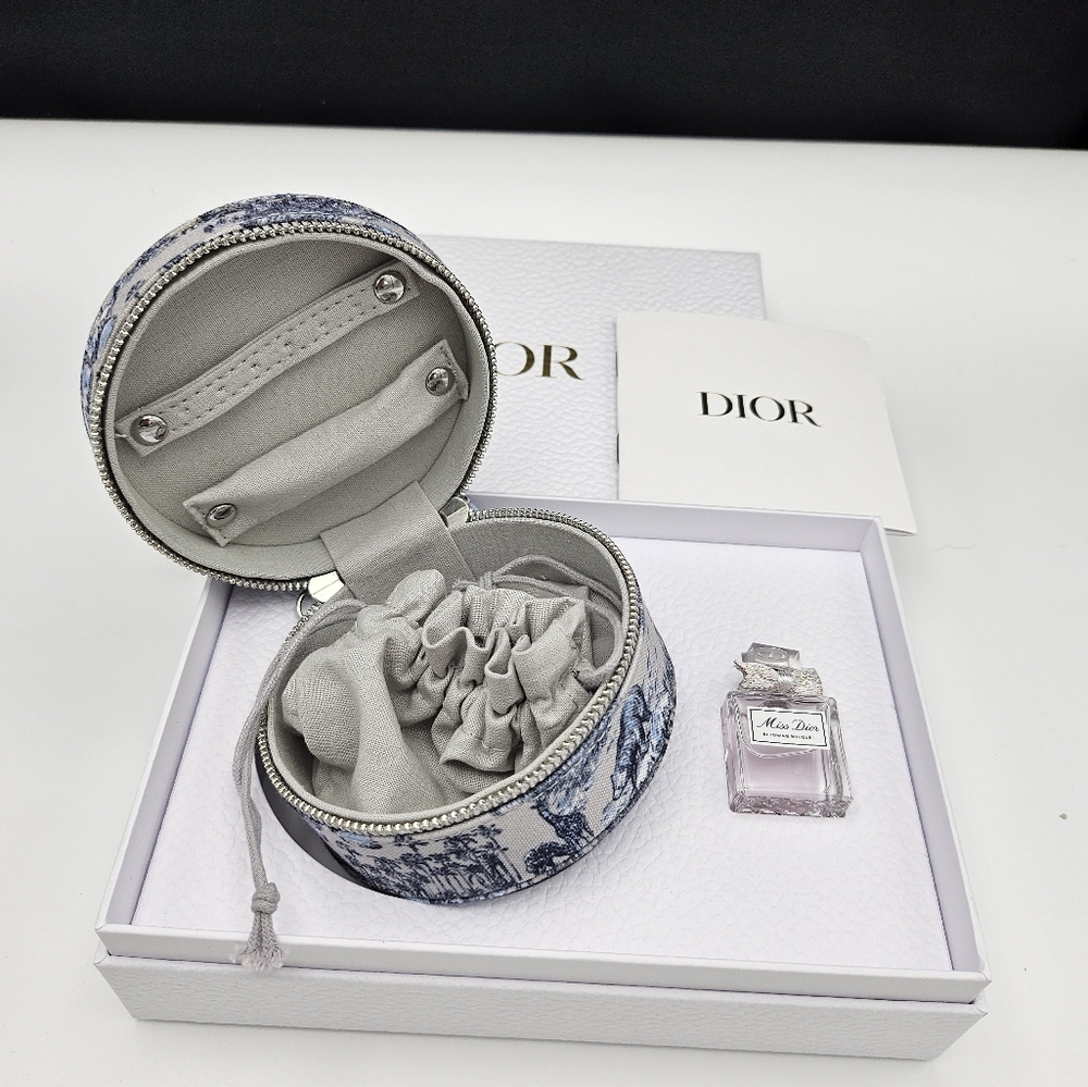 NEW authentic limited edition travel Dior Jewelry box case from Dior Beauty